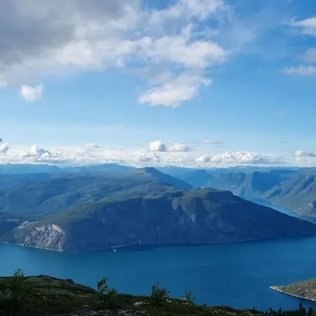 I Lærdal